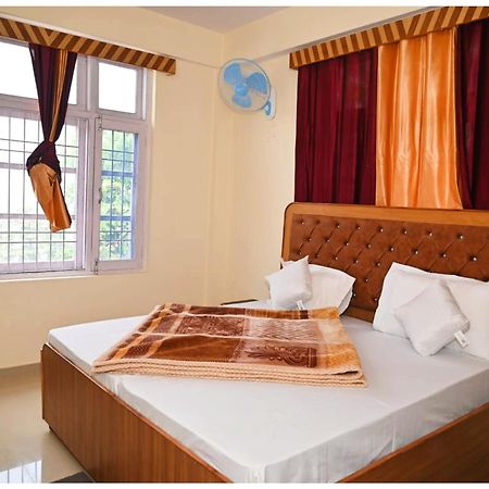 Simla Hotel K R I S H N A B - B Near Mall Road And Temple Luaran gambar